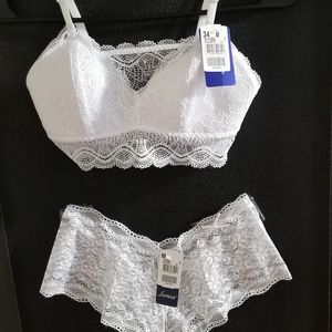 BRALETT AND PANTY HIPHUGGER